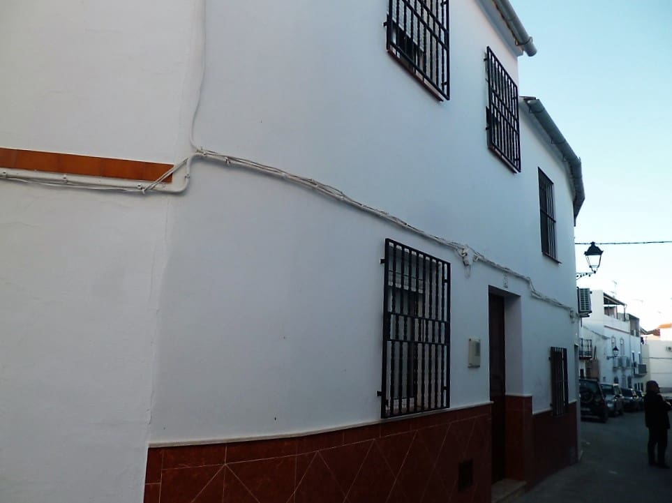 2 bedroom Townhouse for sale in Pruna - € 48,500 (Ref: 3244758)