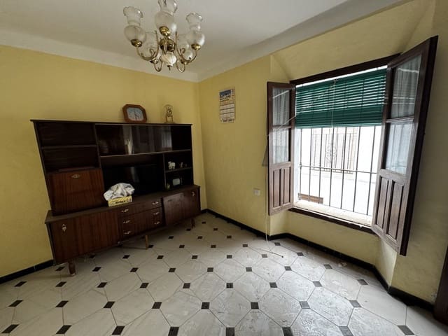 2 bedroom Townhouse for sale in Olvera - € 57,000 (Ref: 3332929)