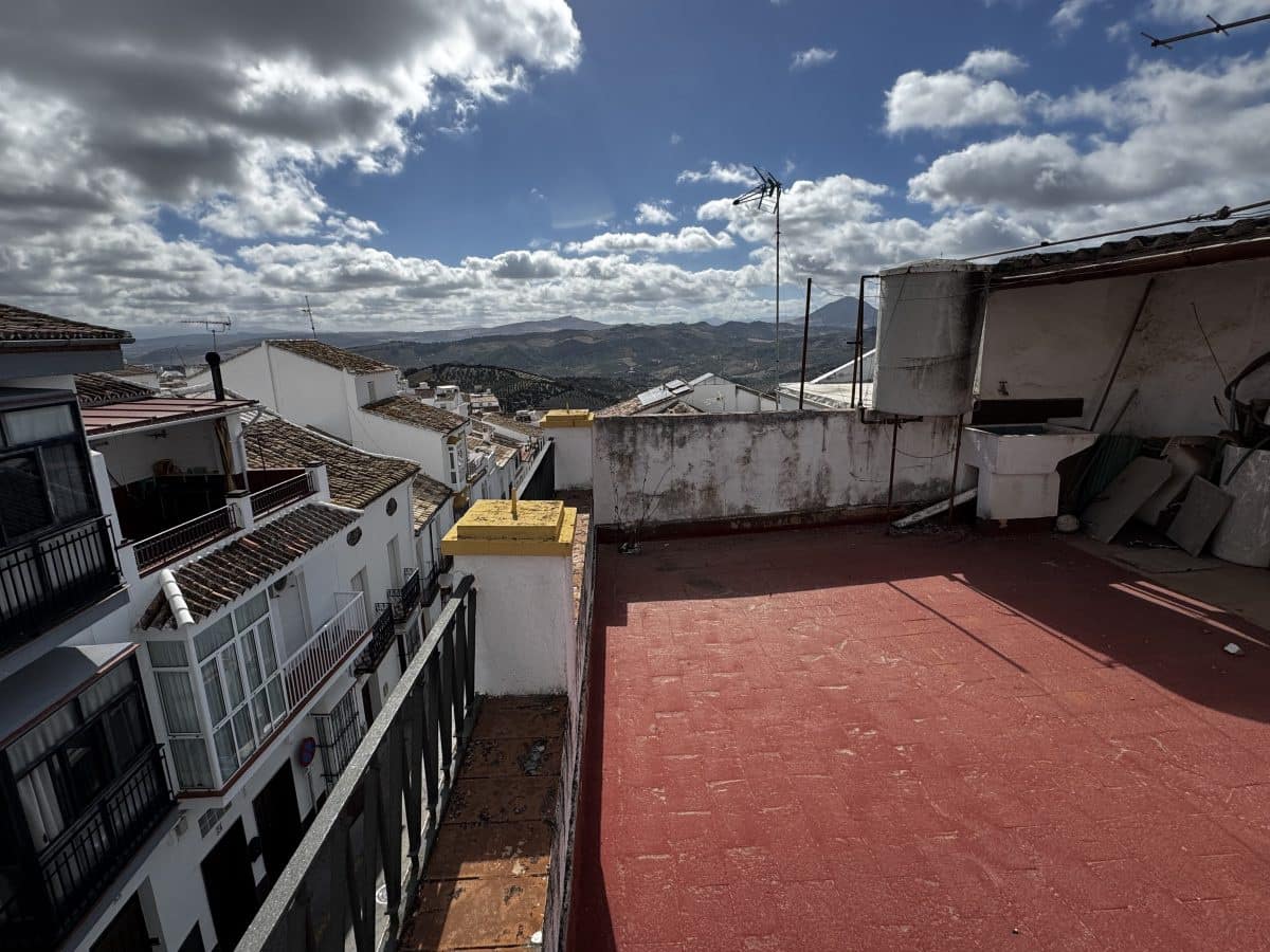 2 soverom Hus til salgs i Olvera - € 57 000 (Ref: 3332929)