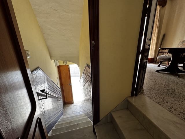 2 bedroom Townhouse for sale in Olvera - € 57,000 (Ref: 3332929)