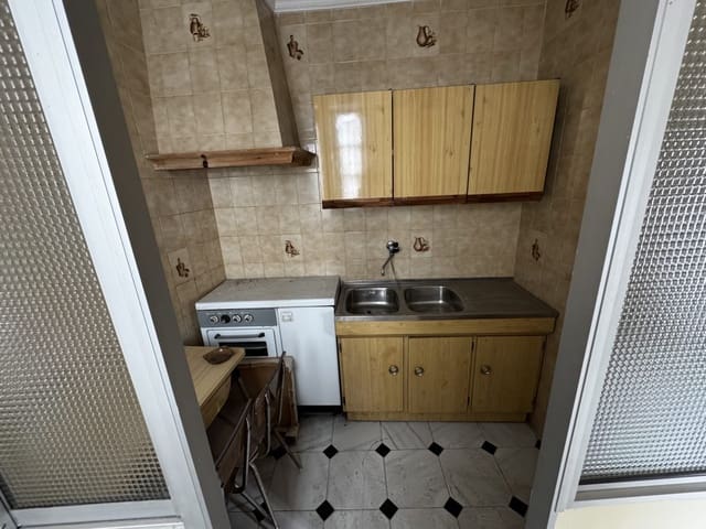 2 bedroom Townhouse for sale in Olvera - € 57,000 (Ref: 3332929)