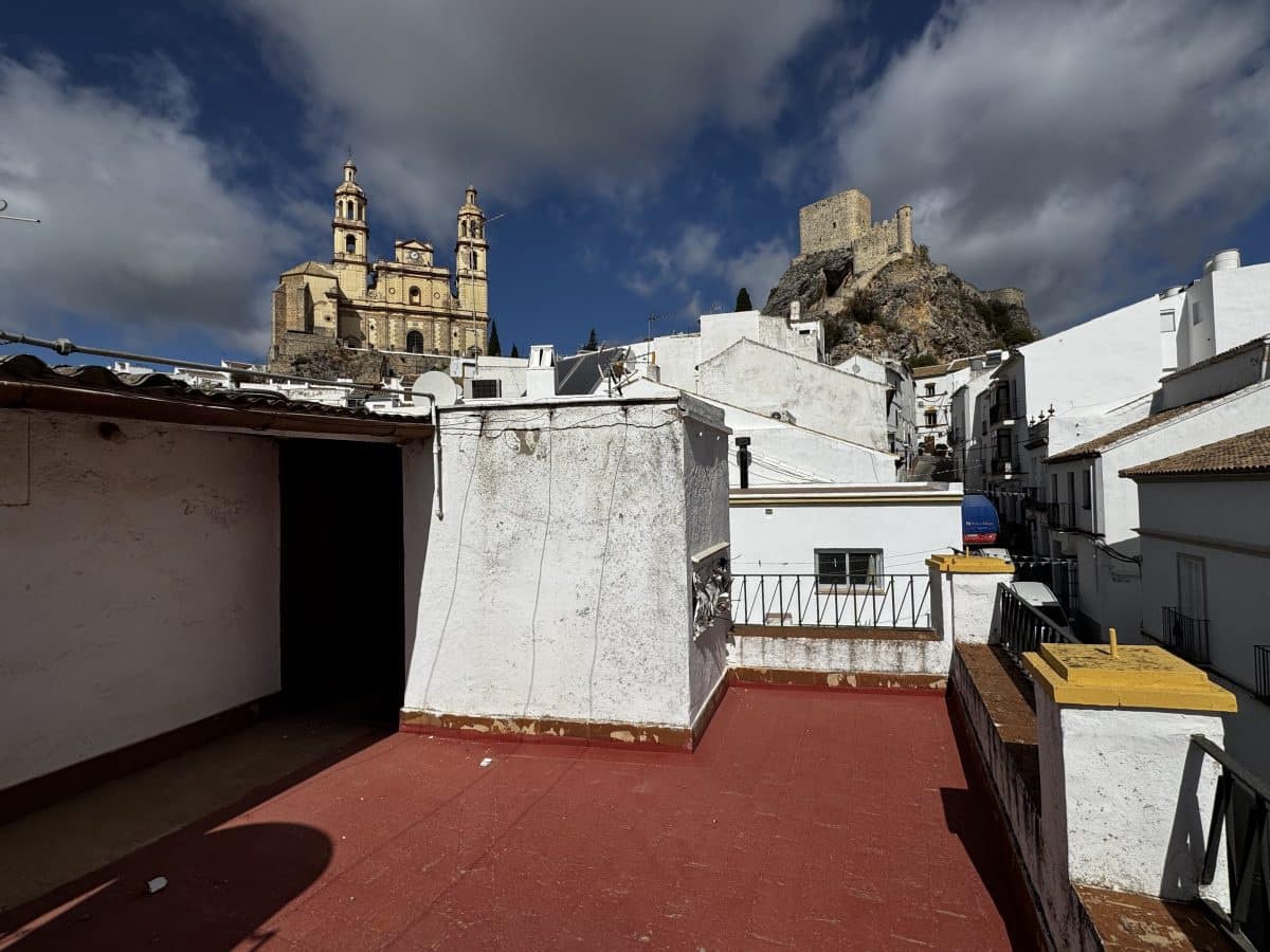 2 soverom Hus til salgs i Olvera - € 57 000 (Ref: 3332929)