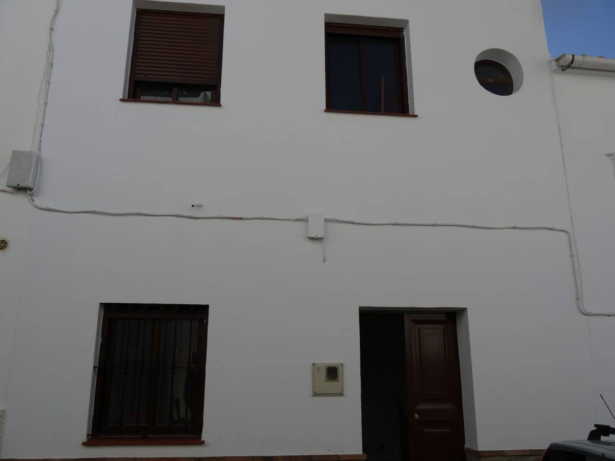 2 quarto Casa em Banda para venda em Olvera - 59 000 € (Ref: 3332938)