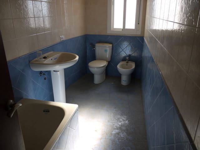 2 quarto Casa em Banda para venda em Olvera - 59 000 € (Ref: 3332938)