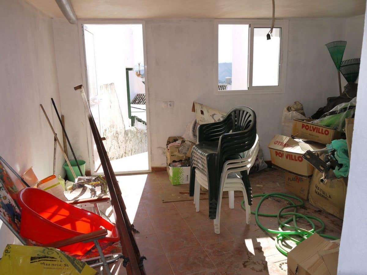 2 quarto Casa em Banda para venda em Olvera - 59 000 € (Ref: 3332938)