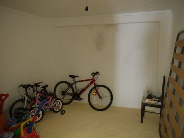 2 sovrum Hus till salu i Pruna - 15 950 € (Ref: 3667340)