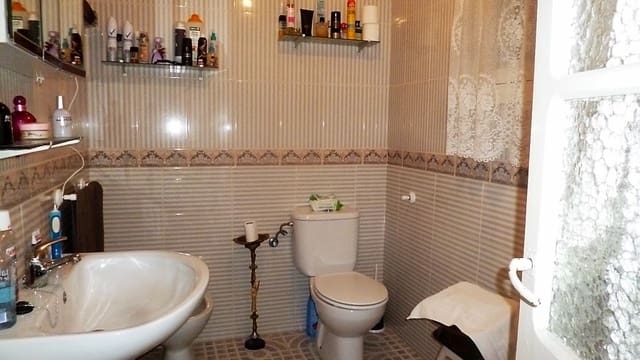 5 quarto Casa em Banda para venda em Olvera - 65 000 € (Ref: 4160900)