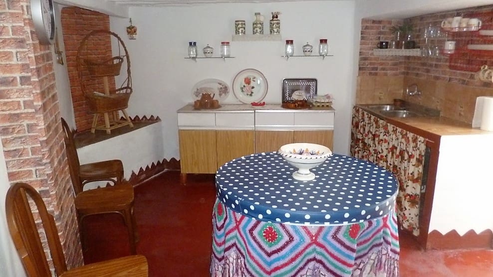 5 bedroom Townhouse for sale in Olvera - € 65,000 (Ref: 4160900)