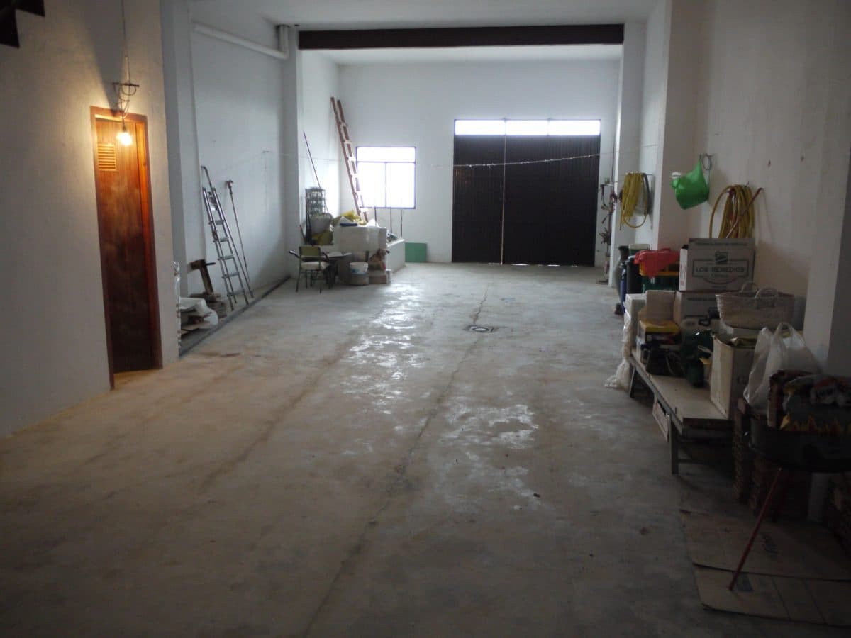 6 sypialnia Dom na sprzedaż w Olvera - 180 000 € (Ref: 4411838)