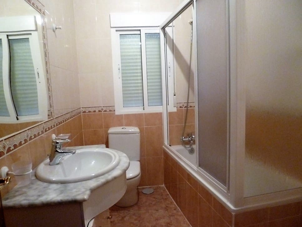 5 soveværelse Byhus til salg i Olvera - € 110.000 (Ref: 4522004)