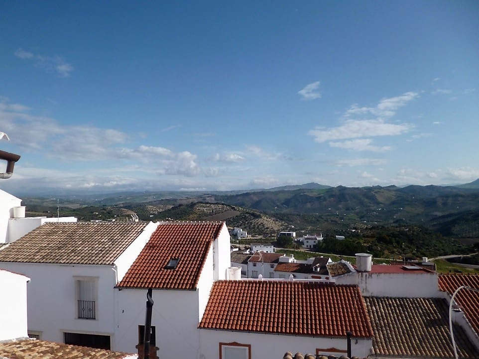 5 soveværelse Byhus til salg i Olvera - € 110.000 (Ref: 4522004)