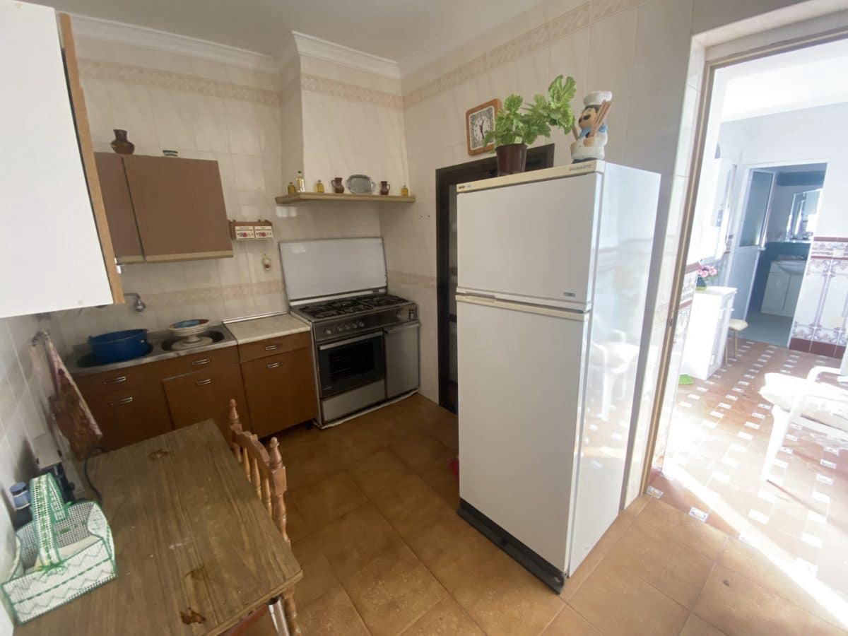 3 bedroom Townhouse for sale in Olvera - € 56,500 (Ref: 4777166)