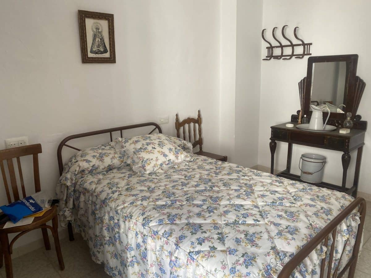 3 bedroom Townhouse for sale in Olvera - € 56,500 (Ref: 4777166)