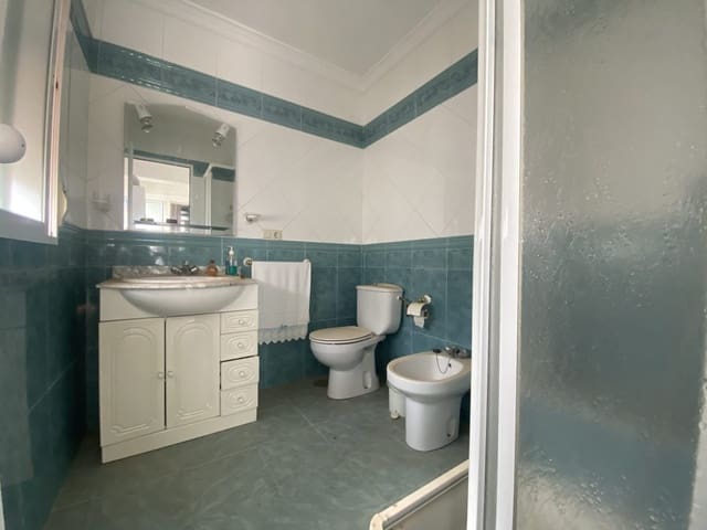 3 makuuhuone Omakotitalo myytävänä paikassa Olvera - 56 500 € (Ref: 4777166)