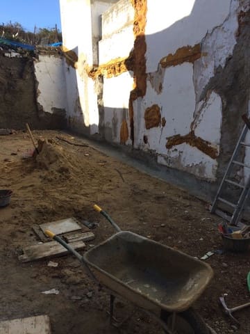 Tomt till salu i Pruna - 14 950 € (Ref: 4779990)