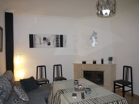 5 soveværelse Byhus til salg i Pruna - € 150.000 (Ref: 4913677)