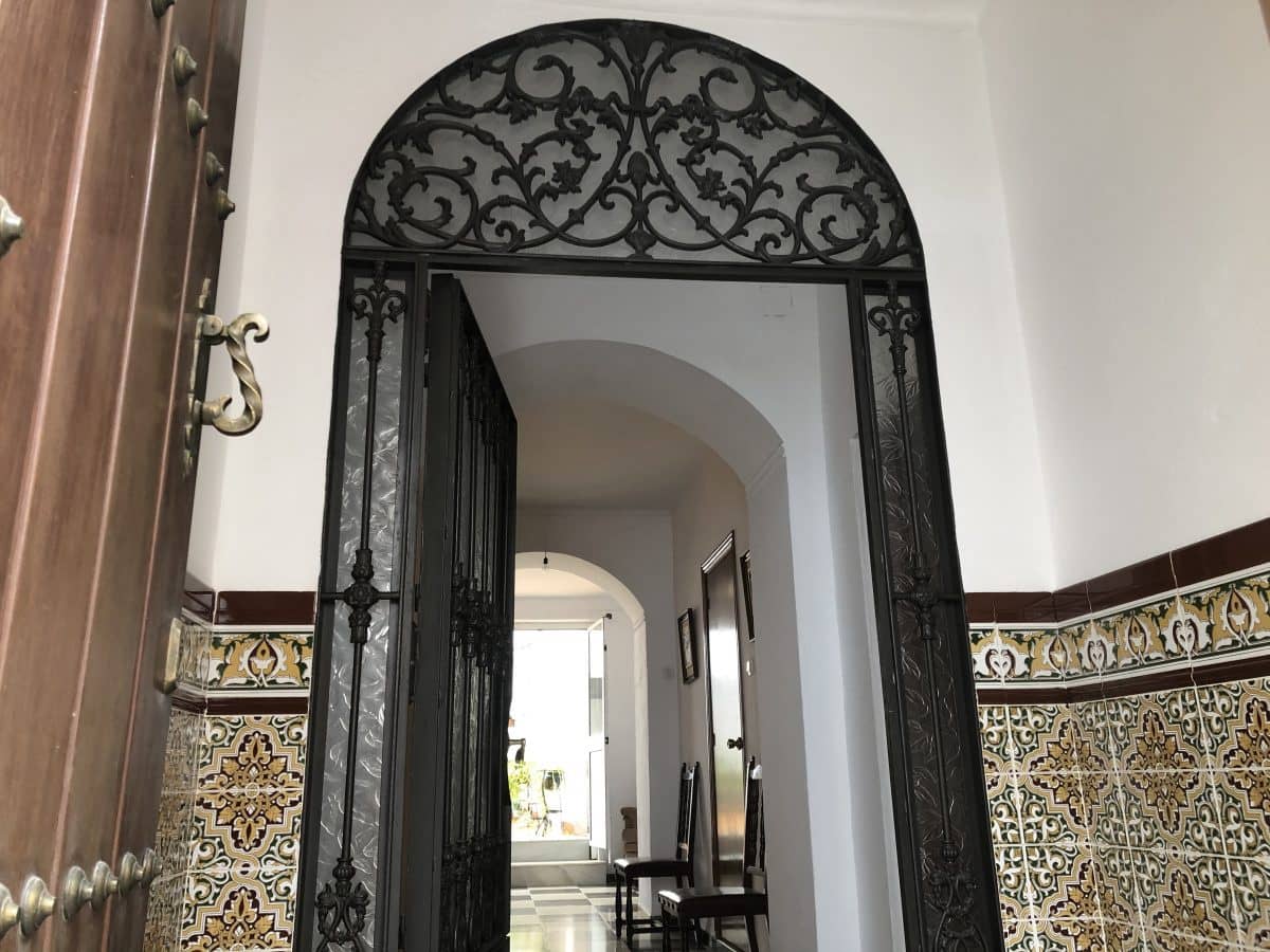 6 bedroom Townhouse for sale in Pruna with pool - € 180,000 (Ref: 5016780)