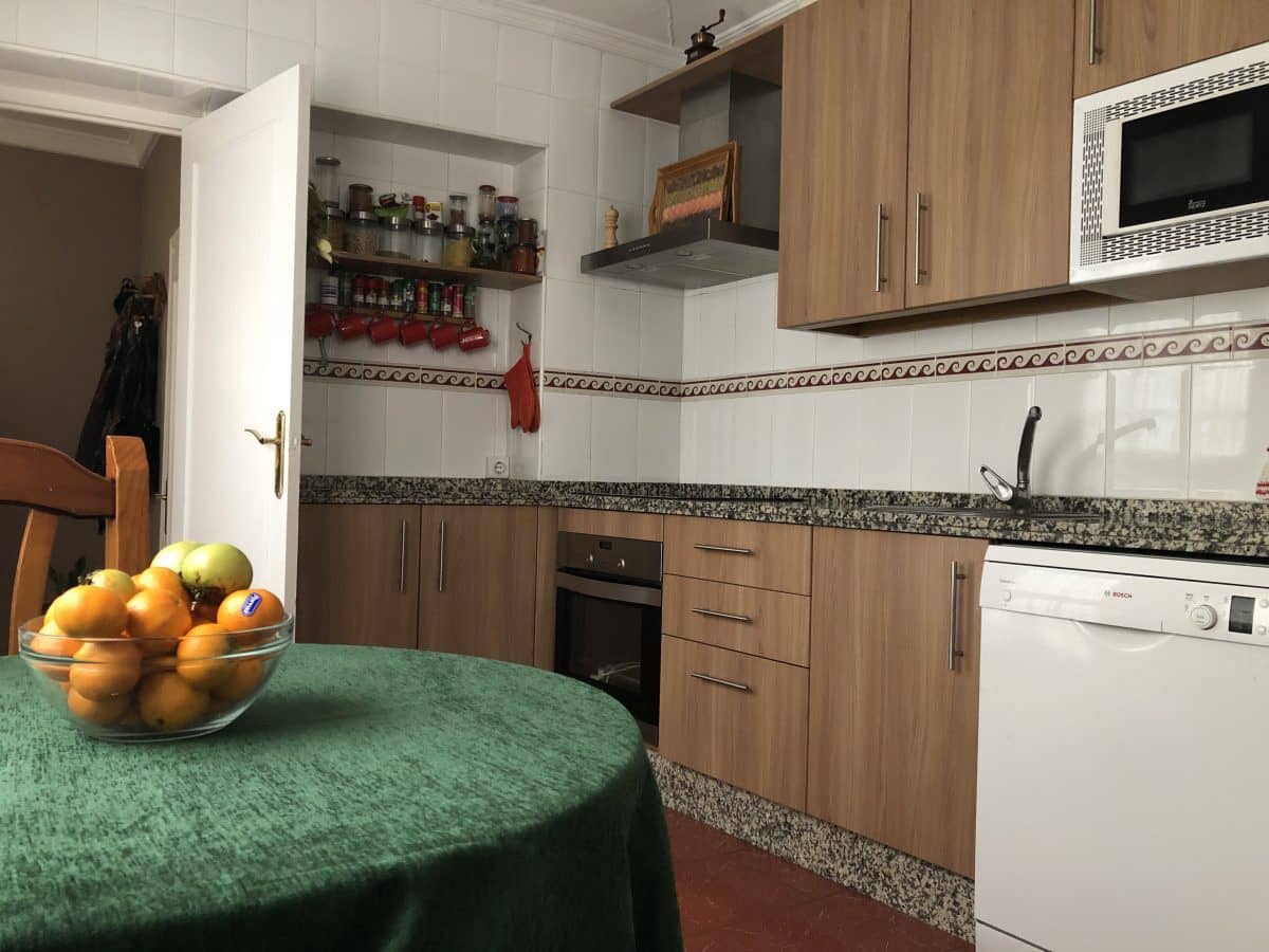 6 bedroom Townhouse for sale in Pruna with pool - € 180,000 (Ref: 5016780)