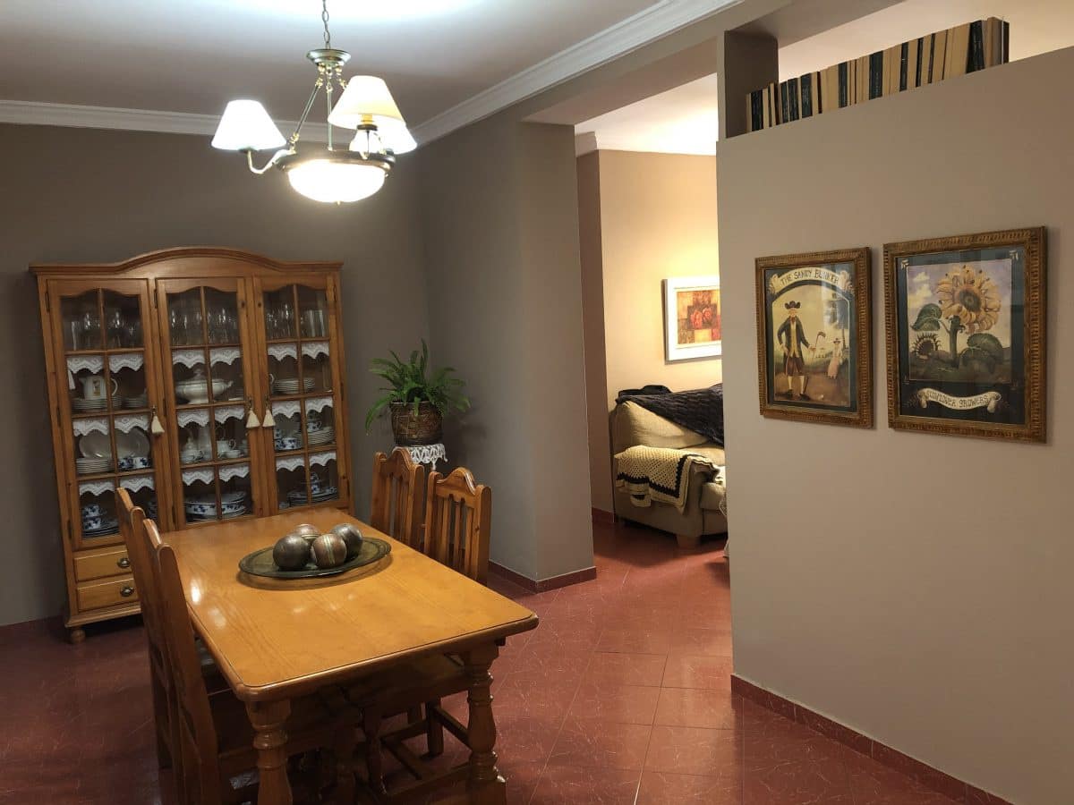 6 bedroom Townhouse for sale in Pruna with pool - € 180,000 (Ref: 5016780)