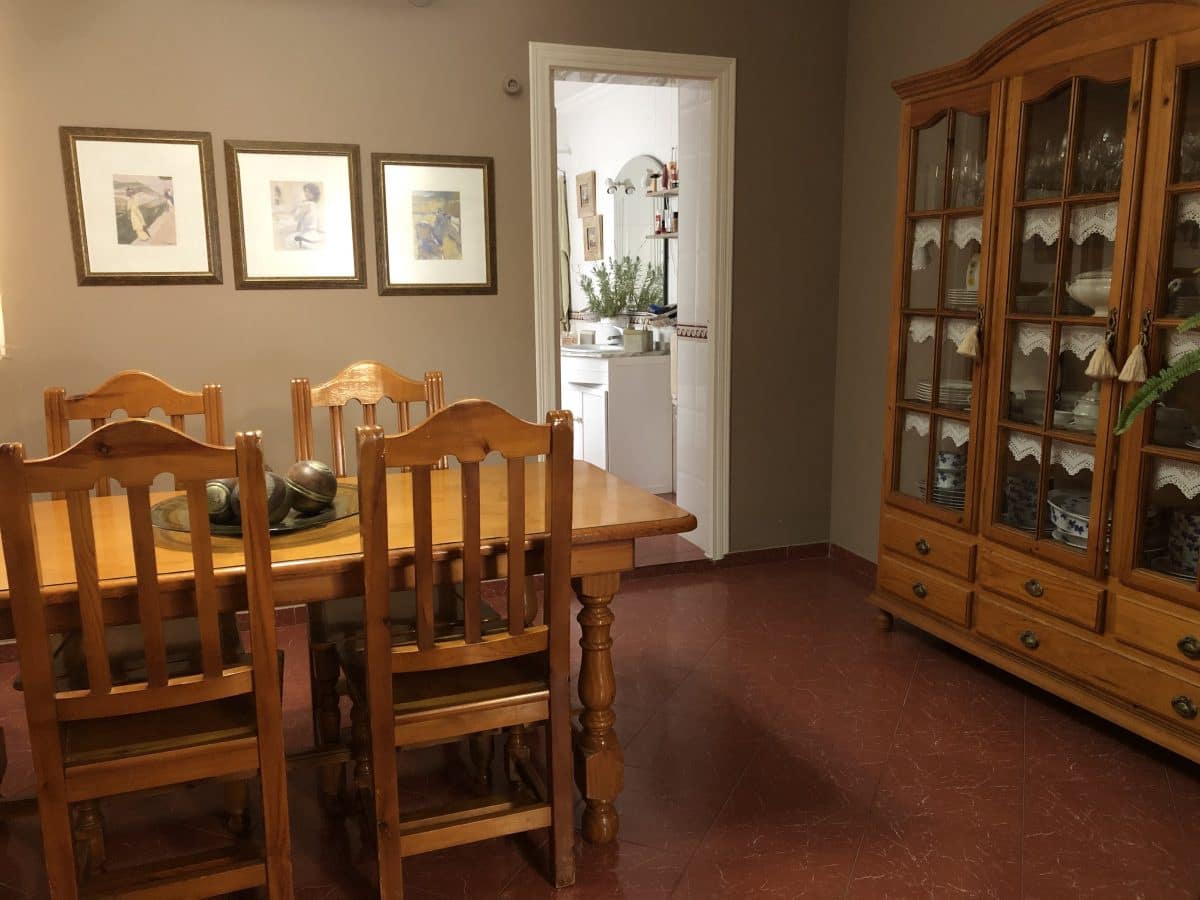 6 bedroom Townhouse for sale in Pruna with pool - € 180,000 (Ref: 5016780)