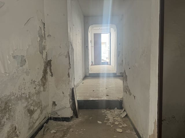 3 slaapkamer Huis te koop in Olvera - € 29.995 (Ref: 5055985)