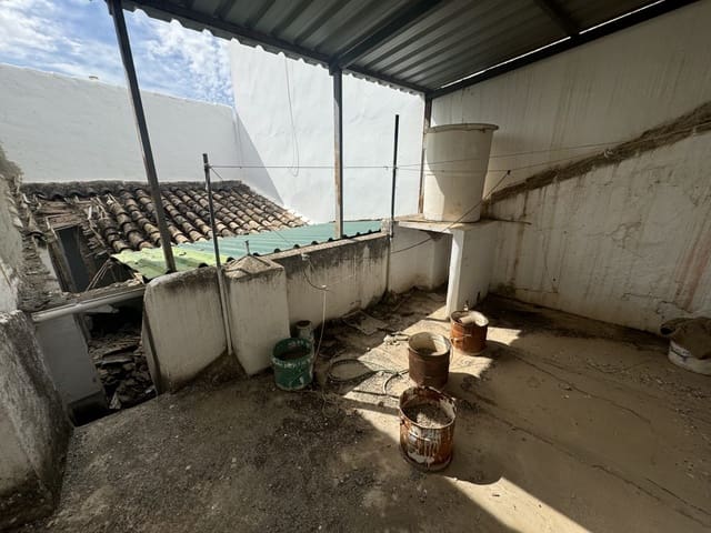 3 slaapkamer Huis te koop in Olvera - € 29.995 (Ref: 5055985)