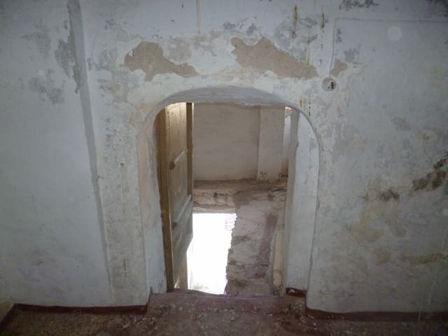 Hus til salgs i Pruna - € 38 000 (Ref: 5130536)