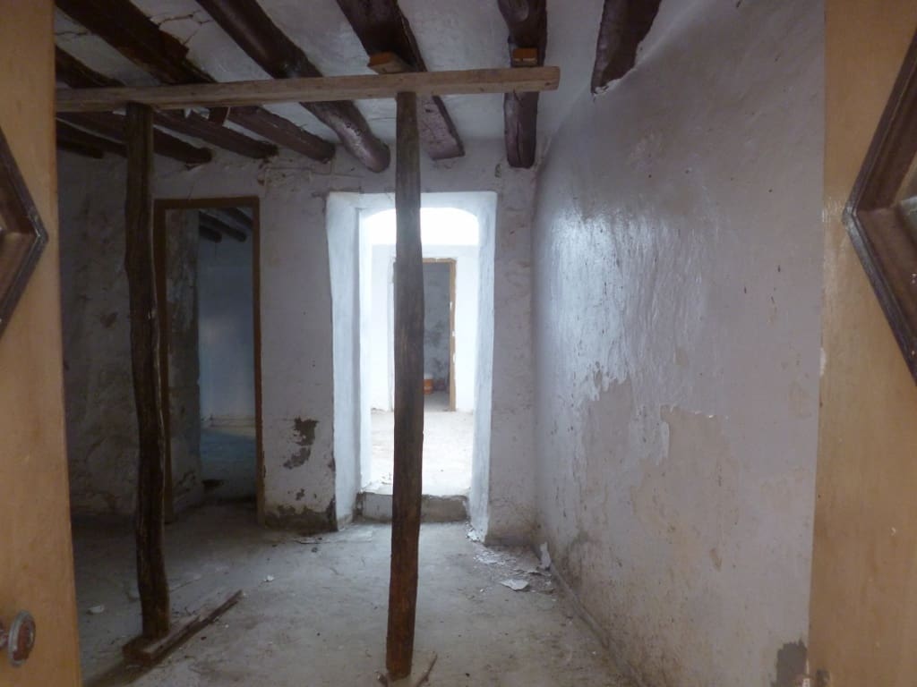 2 soveværelse Byhus til salg i Pruna - € 38.000 (Ref: 5130537)