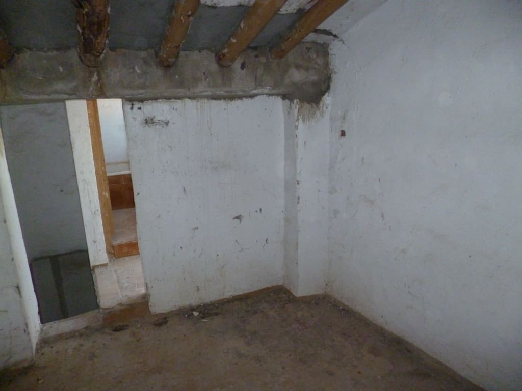 2 soveværelse Byhus til salg i Pruna - € 38.000 (Ref: 5130537)