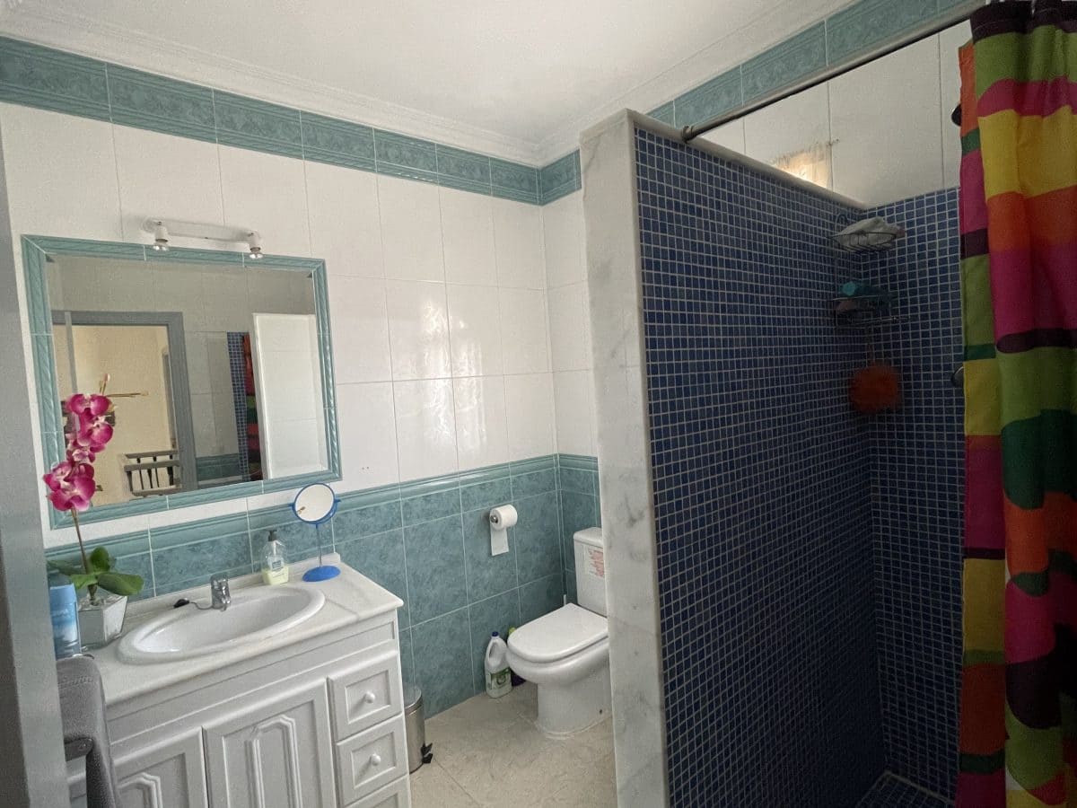 6 soveværelse Finca/Landehus til salg i Olvera med swimmingpool - € 450.000 (Ref: 5130539)