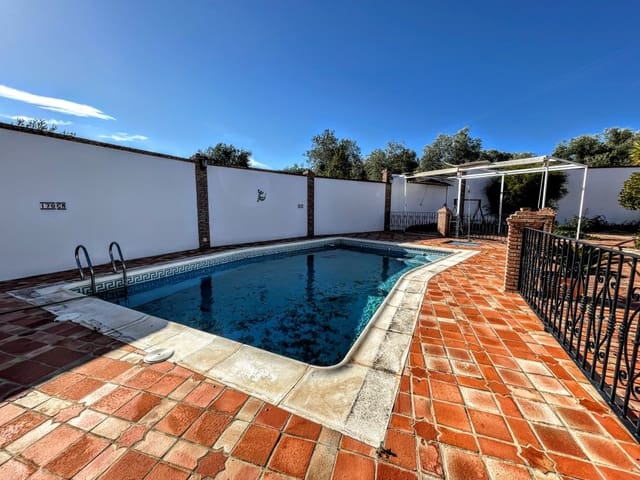 6 soveværelse Finca/Landehus til salg i Olvera med swimmingpool - € 450.000 (Ref: 5130539)