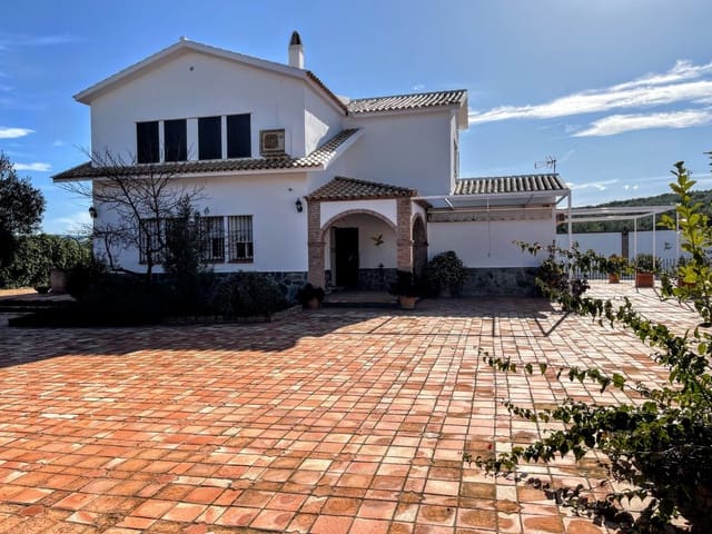 6 bedroom Finca/Country House for sale in Olvera with pool - € 450,000 (Ref: 5130539)