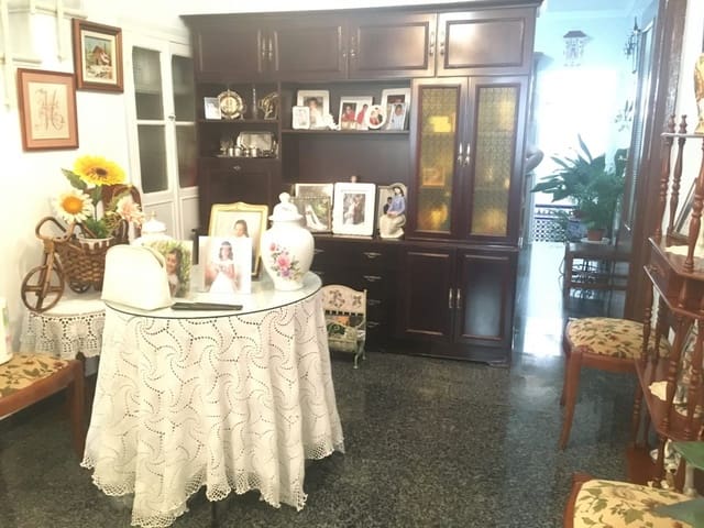 3 soverom Hus til salgs i Olvera - € 89 000 (Ref: 5686733)