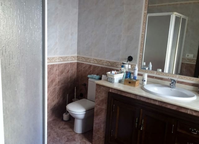 4 bedroom Townhouse for sale in Olvera - € 120,000 (Ref: 5851698)