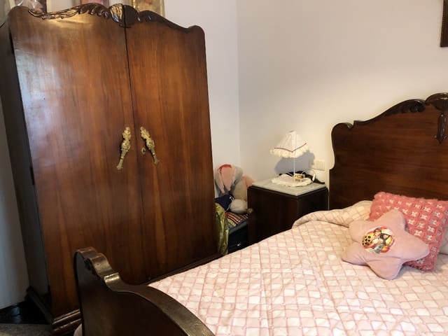 4 sypialnia Dom na sprzedaż w Olvera - 110 000 € (Ref: 5963134)