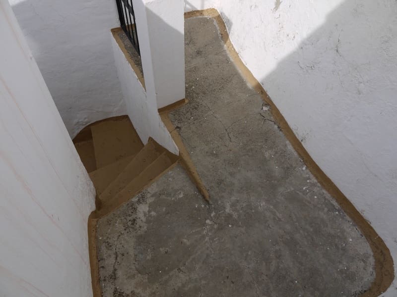 Casa de 4 habitaciones en Olvera en venta - 66.000 € (Ref: 6077106)