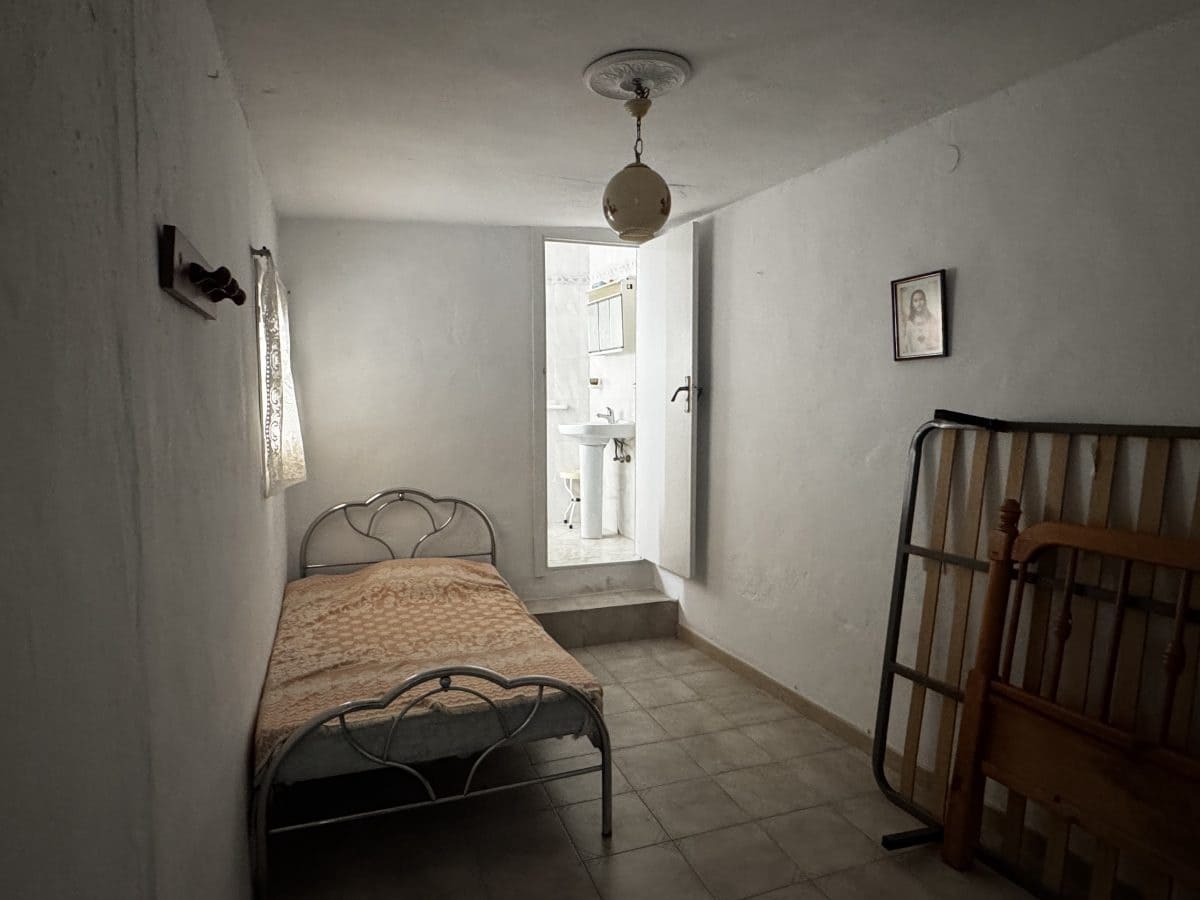 4 slaapkamer Huis te koop in Olvera - € 56.950 (Ref: 6077106)