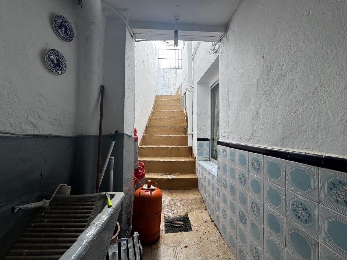 4 slaapkamer Huis te koop in Olvera - € 56.950 (Ref: 6077106)