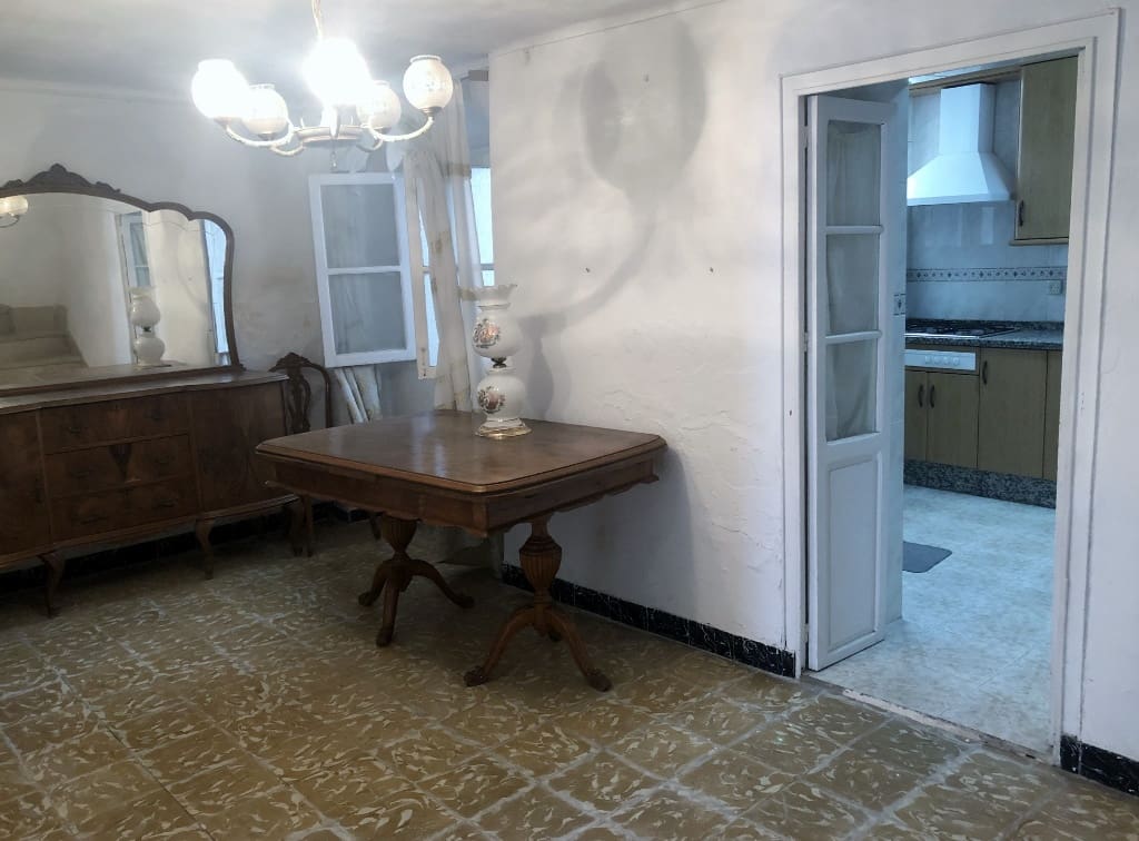 4 sypialnia Dom na sprzedaż w Olvera - 65 000 € (Ref: 6228895)