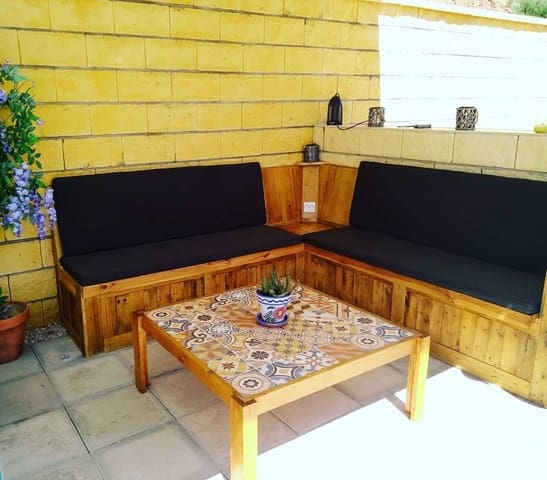 6 soveværelse Finca/Landehus til salg i Montoro med swimmingpool - € 325.000 (Ref: 6230732)