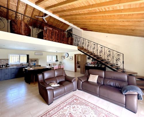 6 sypialnia Finka/Dom wiejski na sprzedaż w Montoro z basenem garażem - 295 000 € (Ref: 6230732)