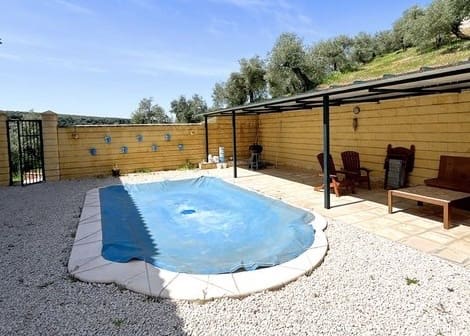 6 sypialnia Finka/Dom wiejski na sprzedaż w Montoro z basenem garażem - 295 000 € (Ref: 6230732)