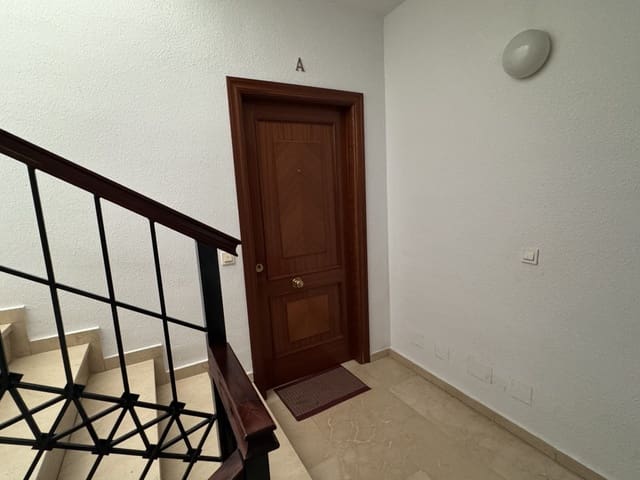 4 bedroom Apartment for sale in Olvera - € 120,000 (Ref: 6831470)