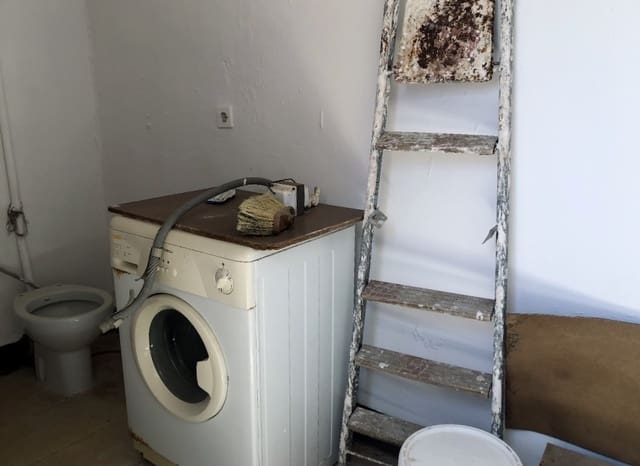 3 slaapkamer Huis te koop in Olvera - € 75.000 (Ref: 7015661)