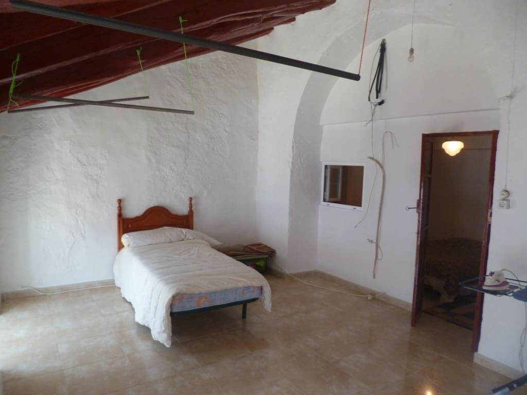 3 soveværelse Byhus til salg i Pruna - € 60.000 (Ref: 7094175)