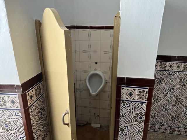 6 soveværelse Byhus til salg i Olvera - € 79.000 (Ref: 7444399)