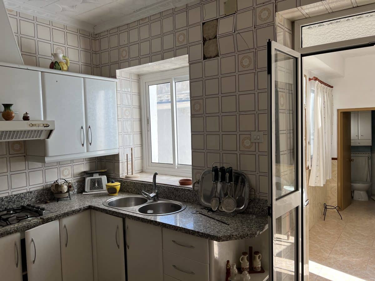 6 soveværelse Byhus til salg i Olvera - € 79.000 (Ref: 7444399)