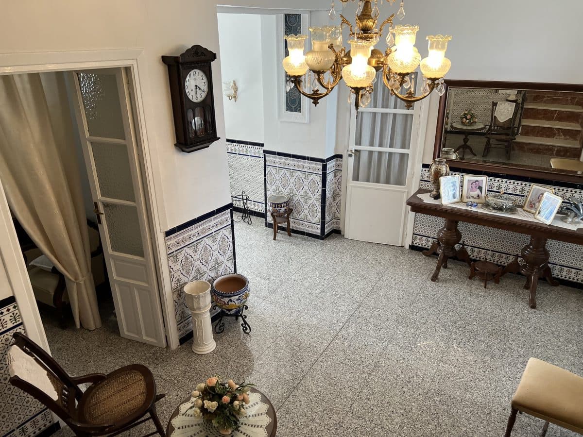 6 soveværelse Byhus til salg i Olvera - € 79.000 (Ref: 7444399)