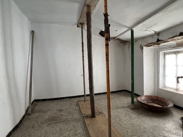 6 soverom Hus til salgs i Olvera - € 79 000 (Ref: 7444399)