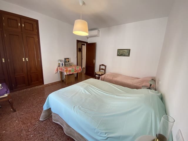 5 slaapkamer Appartement te koop in Zahara de la Sierra - € 160.000 (Ref: 7695482)